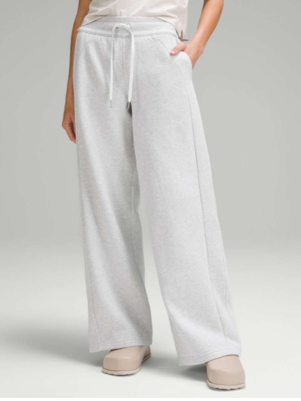 lululemon Scuba Mid-Rise Wide-Leg Pant Full Length